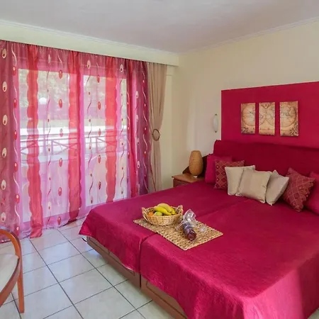 Apartahotel Damia Apts Sidárion