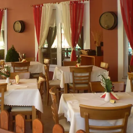 Apartahotel Damia Apts Sidárion